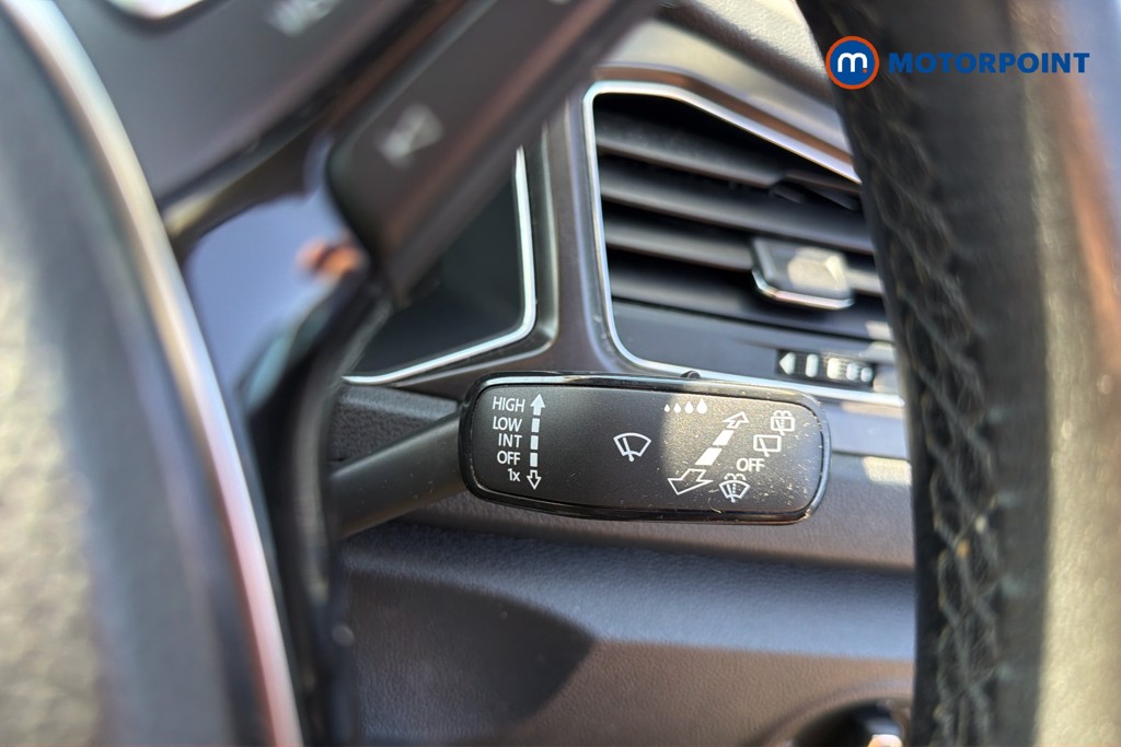 Volkswagen T-Roc SE Manual Petrol SUV - Stock Number (1668730) - 7th supplementary image