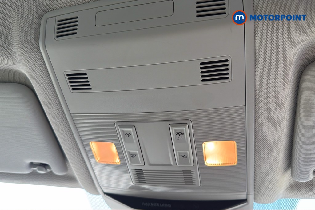 Volkswagen T-Roc SE Manual Petrol SUV - Stock Number (1668730) - 9th supplementary image