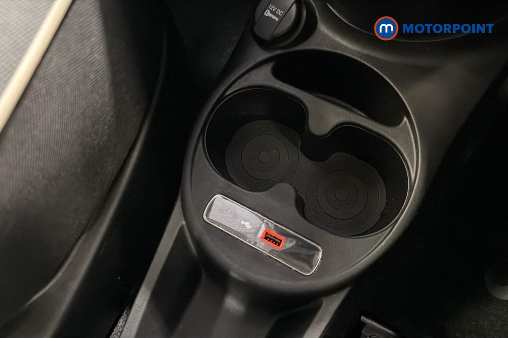 Fiat 500 Lounge Automatic Petrol Hatchback - Stock Number (1668811) - 16th supplementary image