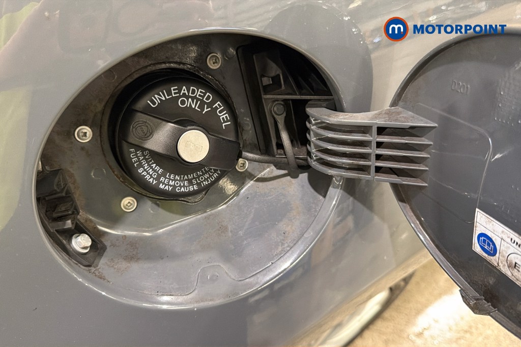 Fiat 500 Lounge Automatic Petrol Hatchback - Stock Number (1668811) - 41st supplementary image