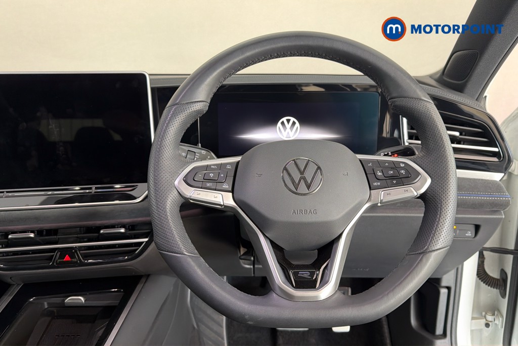 Volkswagen Passat R-Line Automatic Petrol Plug-In Hybrid Estate - Stock Number (1668999) - 2nd supplementary image