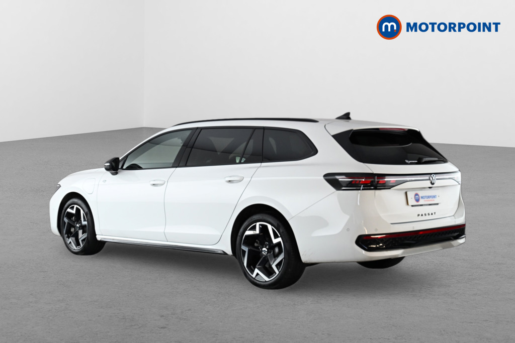 Volkswagen Passat R-Line Automatic Petrol Plug-In Hybrid Estate - Stock Number (1668999) - Passenger side rear corner