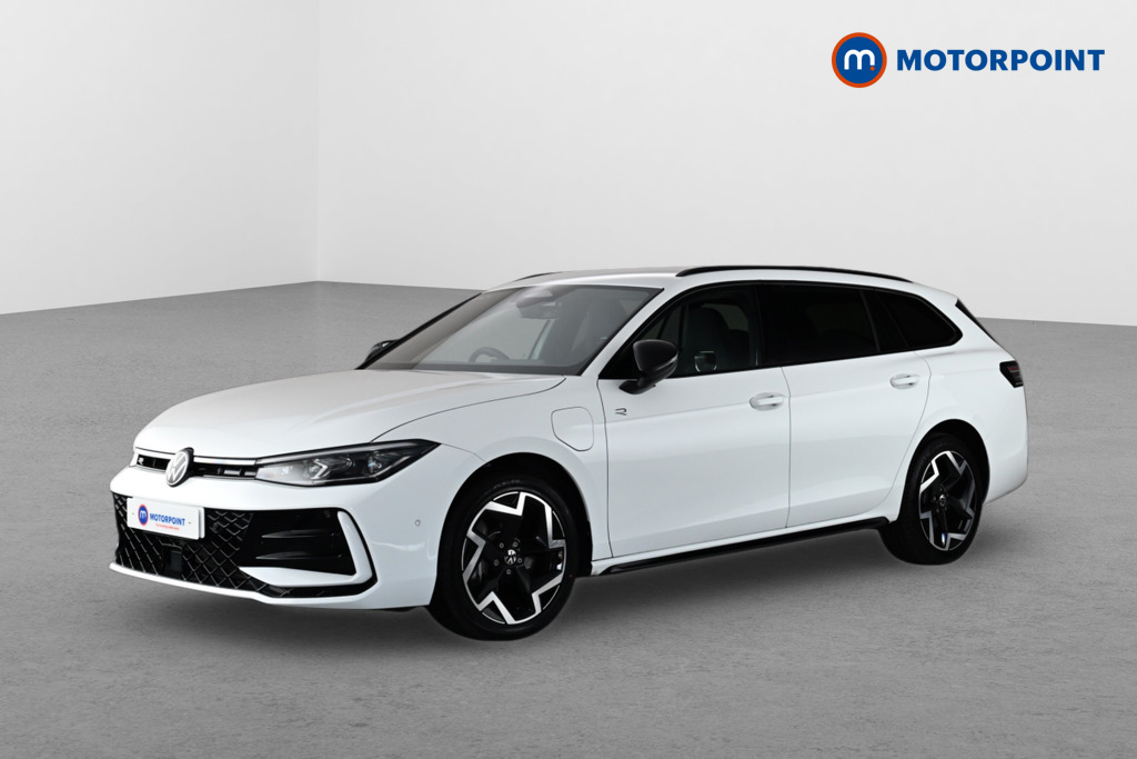 Volkswagen Passat R-Line Automatic Petrol Plug-In Hybrid Estate - Stock Number (1669001) - Passenger side front corner