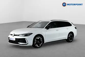 Volkswagen Passat R-Line Automatic Petrol Plug-In Hybrid Estate - Stock Number (1669001) - Passenger side front corner
