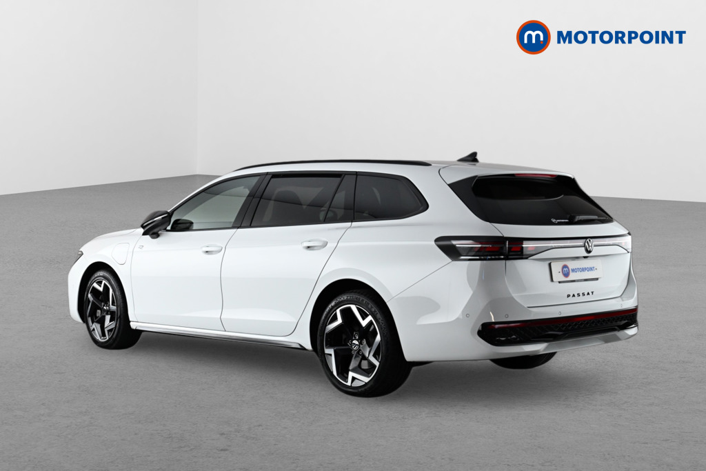 Volkswagen Passat R-Line Automatic Petrol Plug-In Hybrid Estate - Stock Number (1669001) - Passenger side rear corner