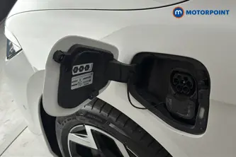 Volkswagen Passat R-Line Automatic Petrol Plug-In Hybrid Estate - Stock Number (1669013) - 40th supplementary image