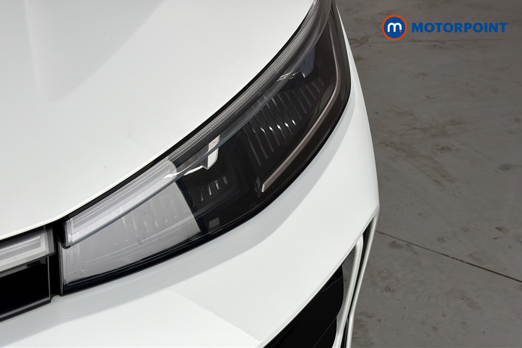 Volkswagen Passat R-Line Automatic Petrol Plug-In Hybrid Estate - Stock Number (1669013) - 42nd supplementary image