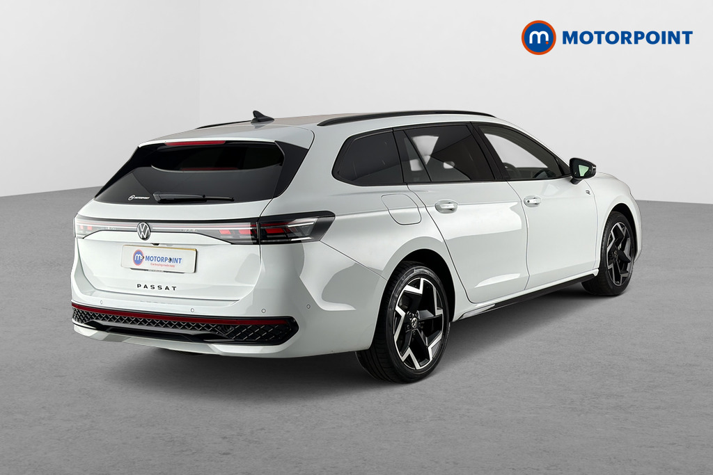 Volkswagen Passat R-Line Automatic Petrol Plug-In Hybrid Estate - Stock Number (1669013) - Passenger side rear corner
