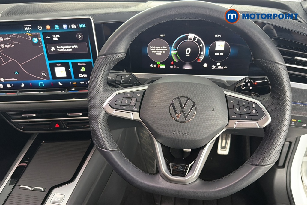Volkswagen Passat R-Line Automatic Petrol Plug-In Hybrid Estate - Stock Number (1669015) - 2nd supplementary image