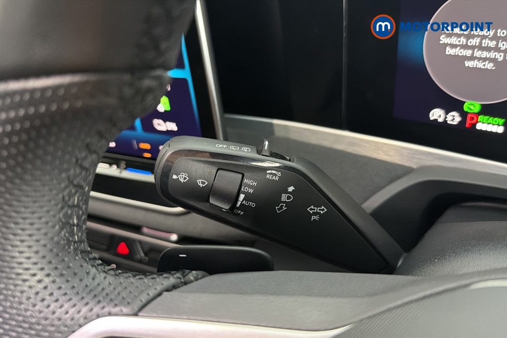Volkswagen Passat R-Line Automatic Petrol Plug-In Hybrid Estate - Stock Number (1669015) - 5th supplementary image