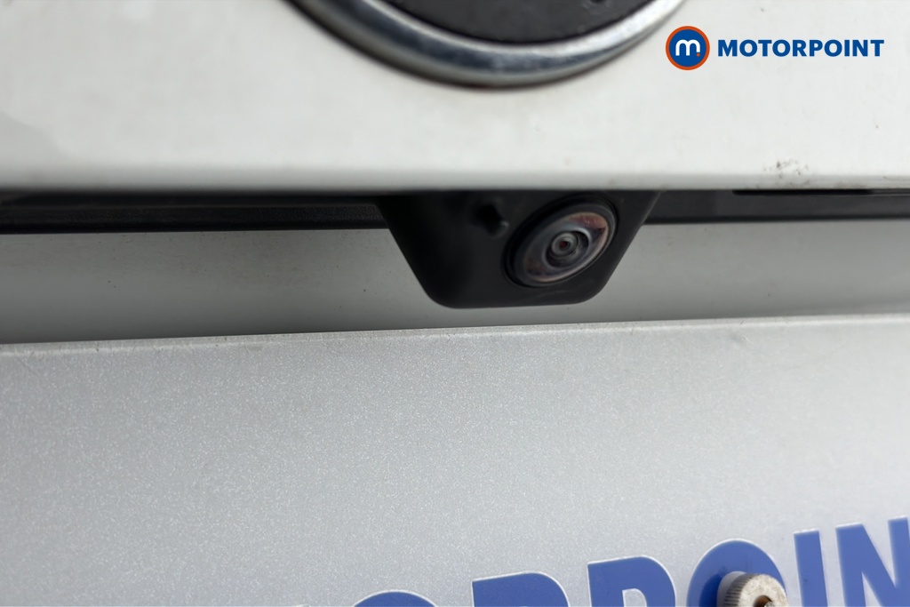 Volkswagen Passat R-Line Automatic Petrol Plug-In Hybrid Estate - Stock Number (1669015) - 37th supplementary image