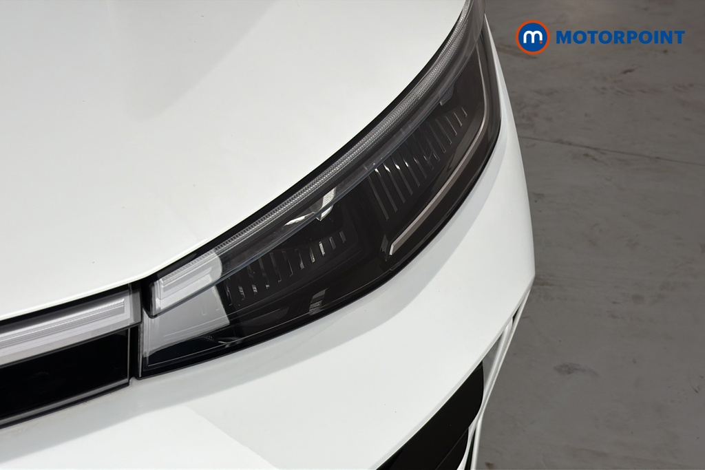 Volkswagen Passat R-Line Automatic Petrol Plug-In Hybrid Estate - Stock Number (1669015) - 42nd supplementary image