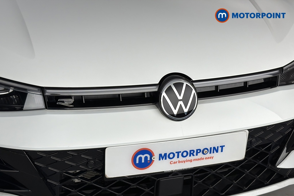 Volkswagen Passat R-Line Automatic Petrol Plug-In Hybrid Estate - Stock Number (1669015) - 43rd supplementary image