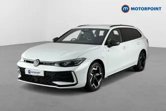 Volkswagen Passat R-Line Automatic Petrol Plug-In Hybrid Estate - Stock Number (1669018) - Passenger side front corner