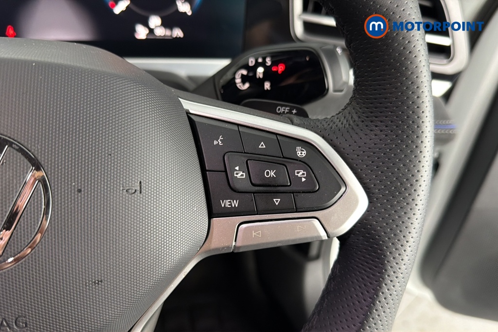 Volkswagen Passat R-Line Automatic Petrol Plug-In Hybrid Estate - Stock Number (1669018) - 3rd supplementary image