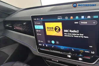Volkswagen Passat R-Line Automatic Petrol Plug-In Hybrid Estate - Stock Number (1669018) - 8th supplementary image