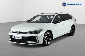 Volkswagen Passat R-Line Automatic Petrol Plug-In Hybrid Estate - Stock Number (1669020) - Passenger side front corner