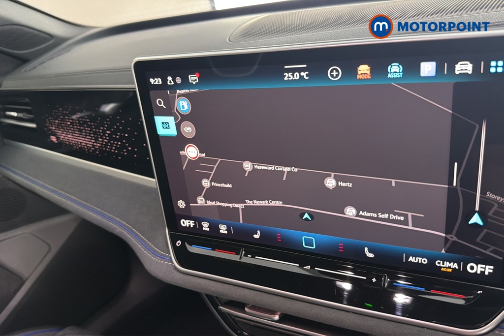 Volkswagen Passat R-Line Automatic Petrol Plug-In Hybrid Estate - Stock Number (1669020) - 9th supplementary image