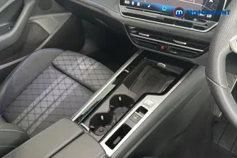 Volkswagen Passat R-Line Automatic Petrol Plug-In Hybrid Estate - Stock Number (1669020) - 15th supplementary image