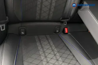 Volkswagen Passat R-Line Automatic Petrol Plug-In Hybrid Estate - Stock Number (1669020) - 27th supplementary image