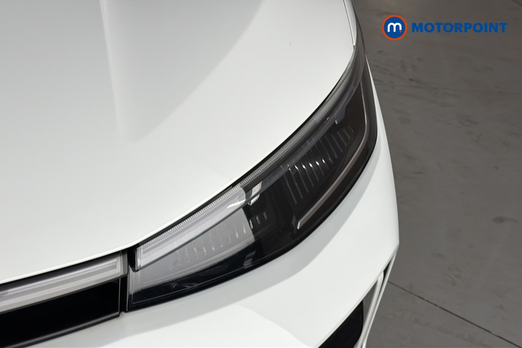Volkswagen Passat R-Line Automatic Petrol Plug-In Hybrid Estate - Stock Number (1669020) - 42nd supplementary image