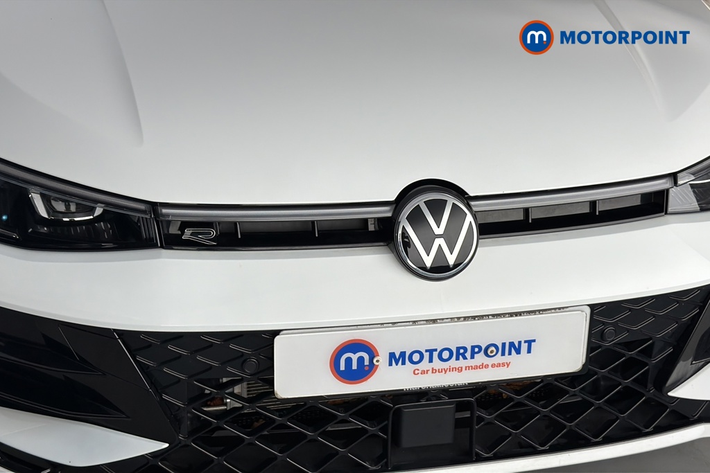 Volkswagen Passat R-Line Automatic Petrol Plug-In Hybrid Estate - Stock Number (1669020) - 43rd supplementary image