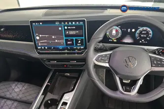 Volkswagen Passat R-Line Automatic Petrol Plug-In Hybrid Estate - Stock Number (1669020) - 1st supplementary image