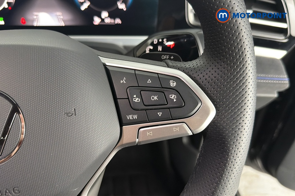 Volkswagen Passat R-Line Automatic Petrol Plug-In Hybrid Estate - Stock Number (1669023) - 3rd supplementary image