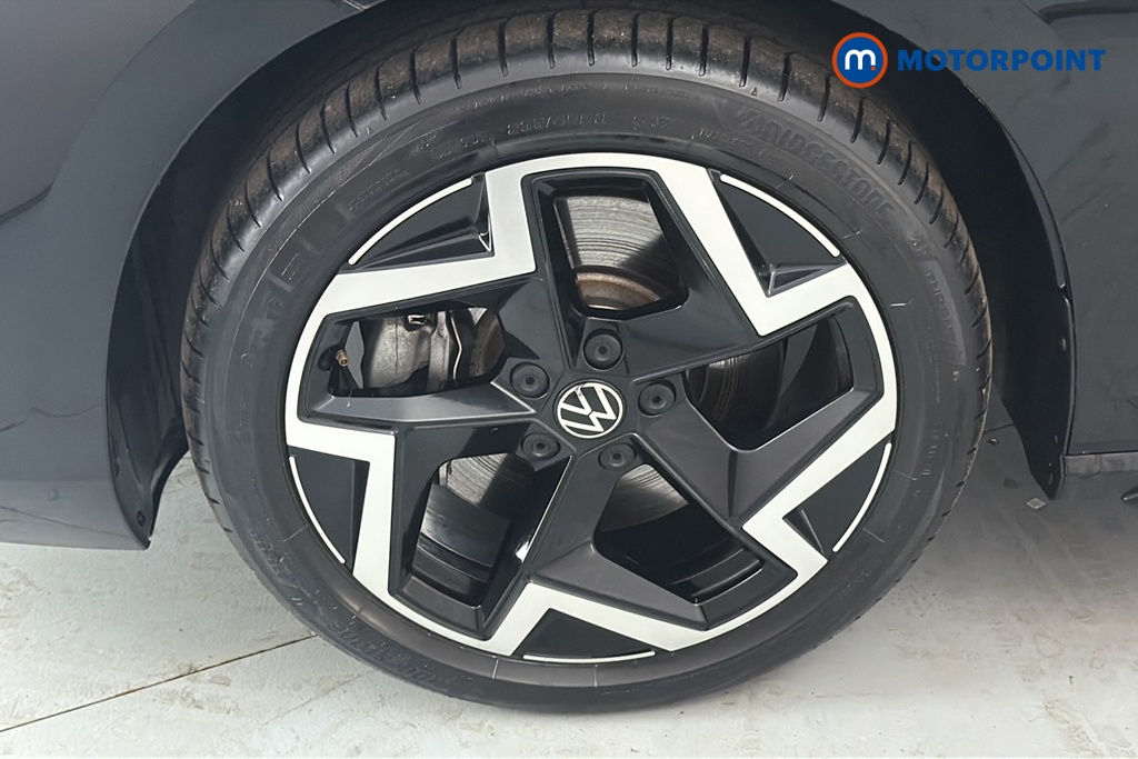 Volkswagen Passat R-Line Automatic Petrol Plug-In Hybrid Estate - Stock Number (1669023) - 44th supplementary image