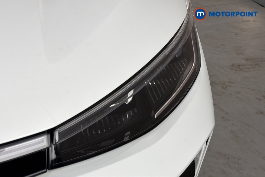 Volkswagen Passat R-Line Automatic Petrol Plug-In Hybrid Estate - Stock Number (1669024) - 42nd supplementary image