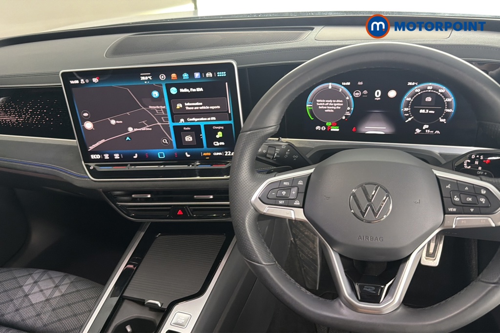 Volkswagen Passat R-Line Automatic Petrol Plug-In Hybrid Estate - Stock Number (1669024) - 1st supplementary image