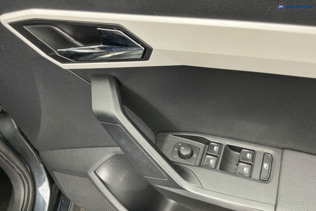 Seat Arona Xcellence Lux Automatic Petrol SUV - Stock Number (1669125) - 25th supplementary image