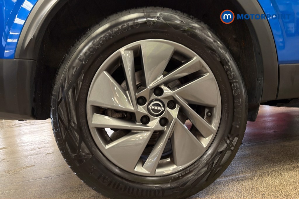 Nissan Qashqai Acenta Premium Manual Petrol SUV - Stock Number (1669129) - 49th supplementary image