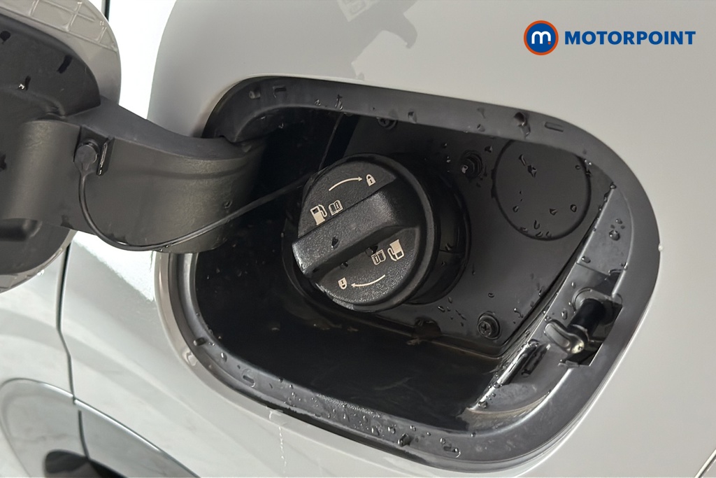 KIA Sportage Gt-Line Automatic Petrol-Electric Hybrid SUV - Stock Number (1669293) - 41st supplementary image