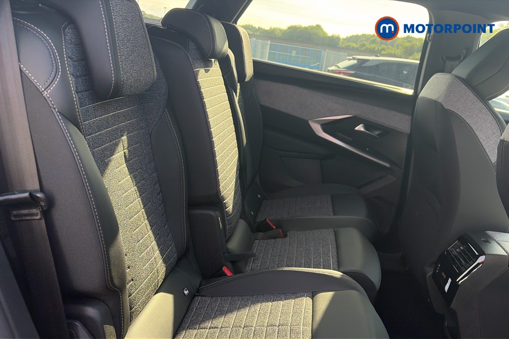 Peugeot 5008 Allure Premium Automatic Petrol SUV - Stock Number (1669326) - 28th supplementary image