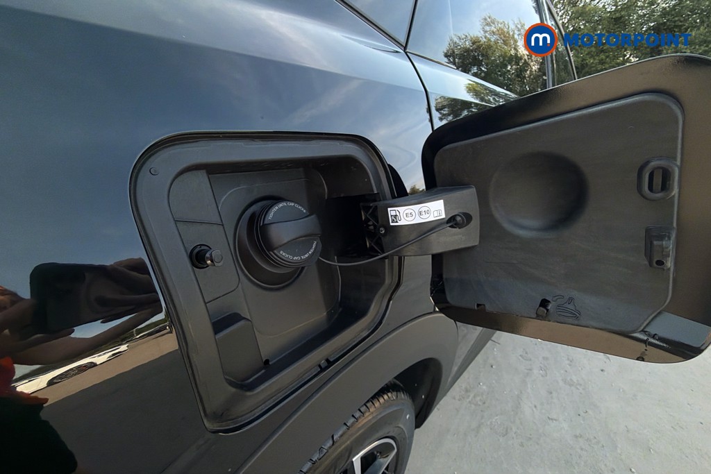 Peugeot 5008 Allure Premium Automatic Petrol SUV - Stock Number (1669326) - 41st supplementary image