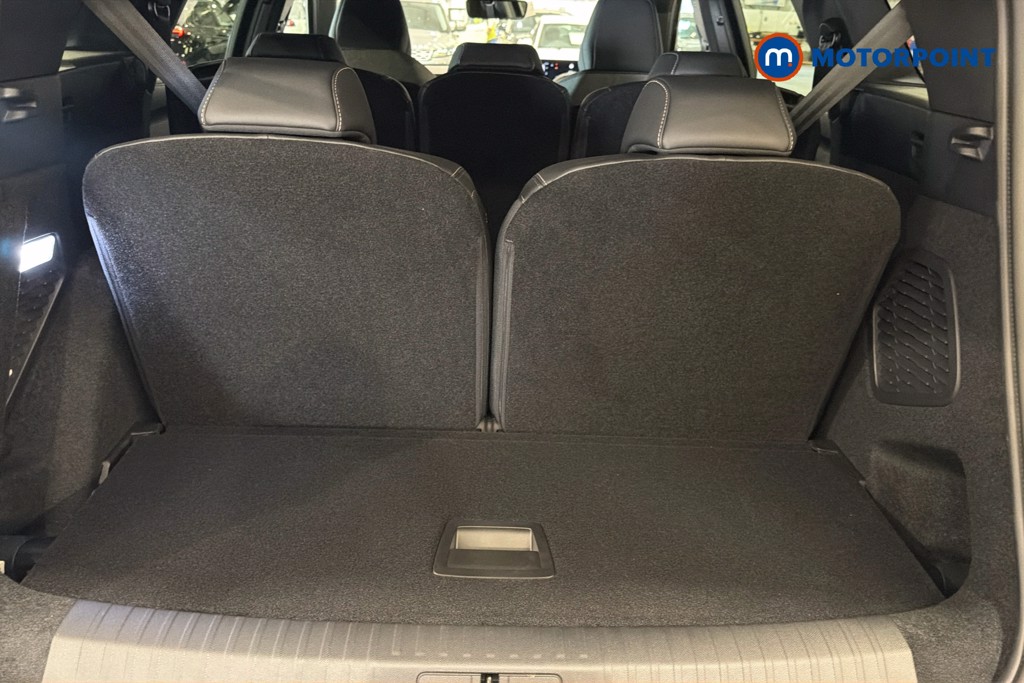 Peugeot 5008 Allure Premium Automatic Petrol SUV - Stock Number (1669335) - 33rd supplementary image