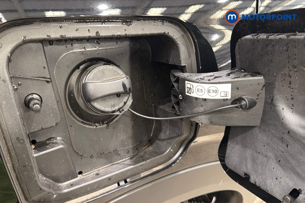 Peugeot 5008 Allure Premium Automatic Petrol SUV - Stock Number (1669335) - 41st supplementary image