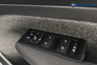 Volvo Xc40 Core Automatic Petrol SUV - Stock Number (1669344) - 19th supplementary image