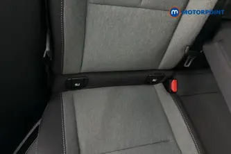 Volvo Xc40 Core Automatic Petrol SUV - Stock Number (1669344) - 27th supplementary image
