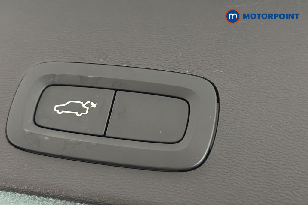 Volvo Xc40 Core Automatic Petrol SUV - Stock Number (1669344) - 35th supplementary image