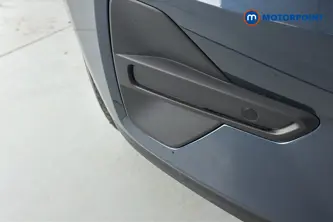 Volvo Xc40 Core Automatic Petrol SUV - Stock Number (1669344) - 38th supplementary image