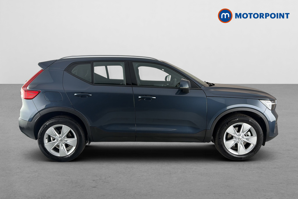 Volvo Xc40 Core Automatic Petrol SUV - Stock Number (1669344) - Passenger side