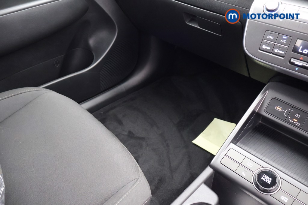 Hyundai Kona Advance Automatic Petrol-Electric Hybrid SUV - Stock Number (1669366) - 18th supplementary image