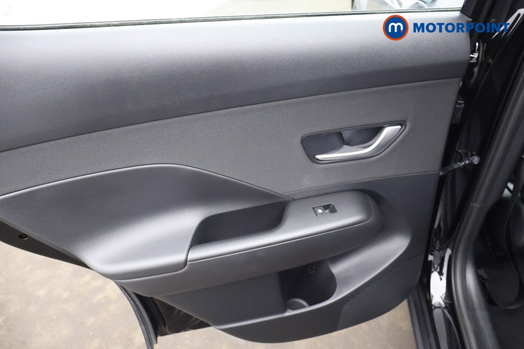 Hyundai Kona Advance Automatic Petrol-Electric Hybrid SUV - Stock Number (1669366) - 27th supplementary image