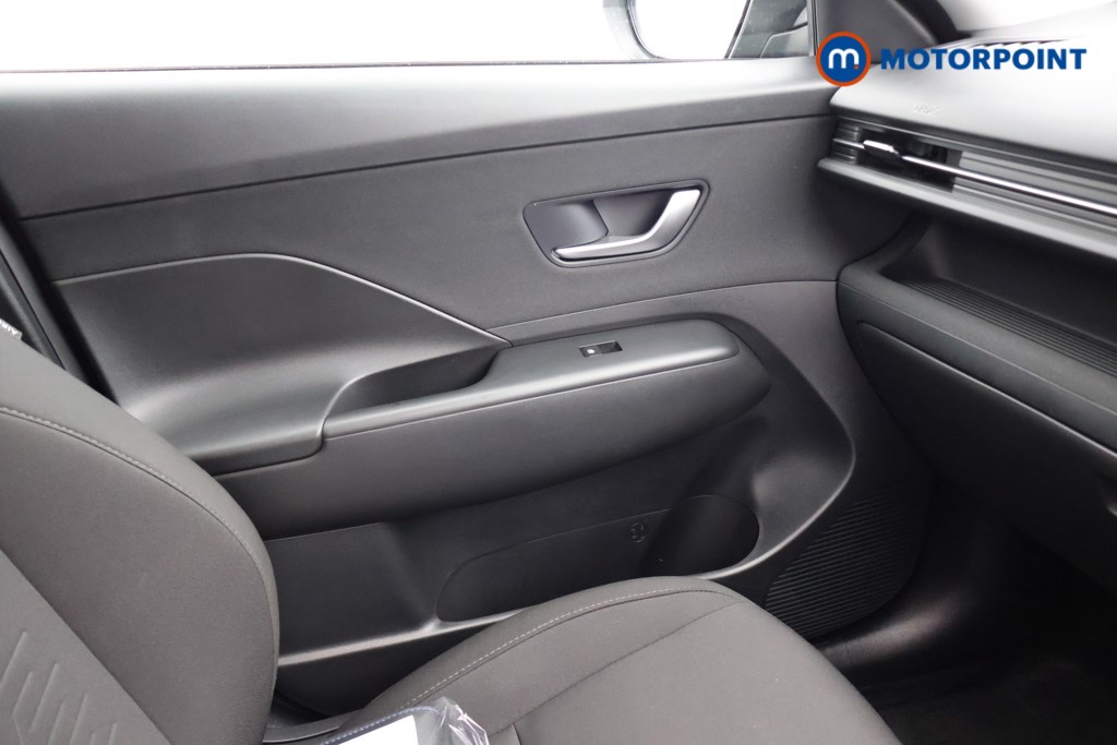 Hyundai Kona Advance Automatic Petrol-Electric Hybrid SUV - Stock Number (1669371) - 16th supplementary image
