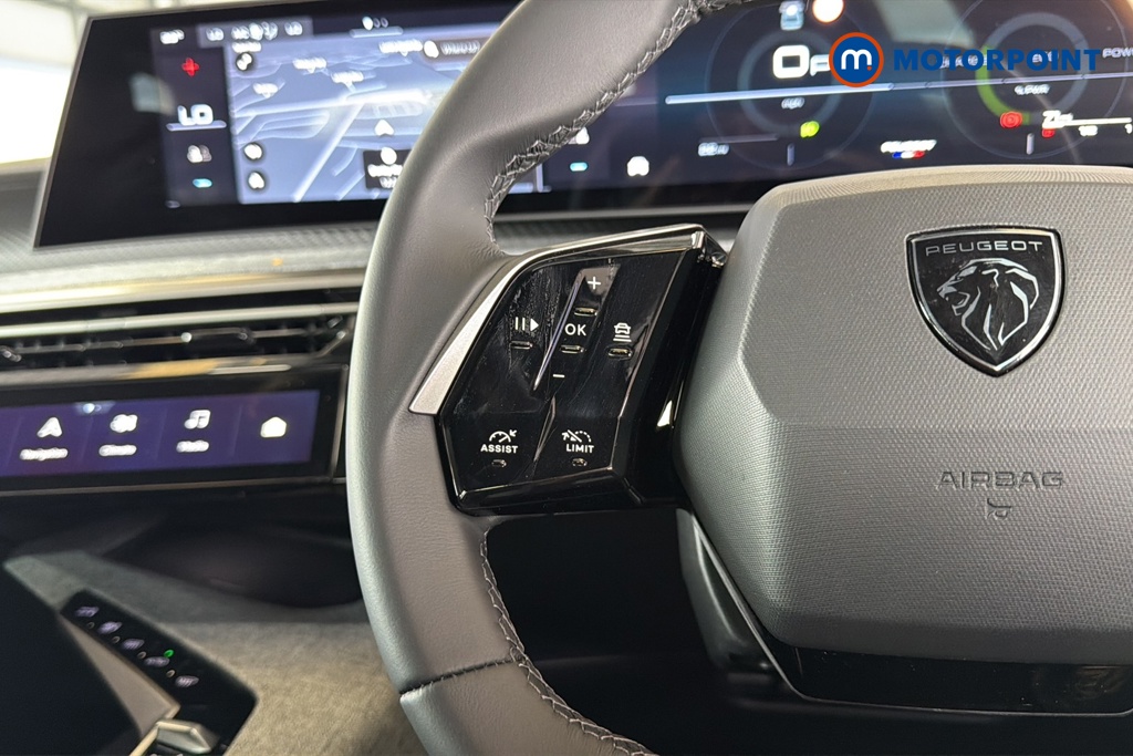 Peugeot 5008 Allure Premium Automatic Petrol SUV - Stock Number (1669441) - 4th supplementary image