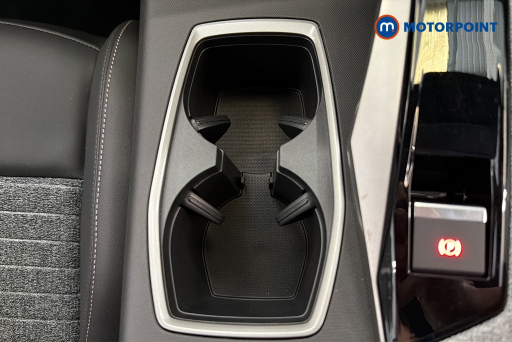 Peugeot 5008 Allure Premium Automatic Petrol SUV - Stock Number (1669441) - 16th supplementary image