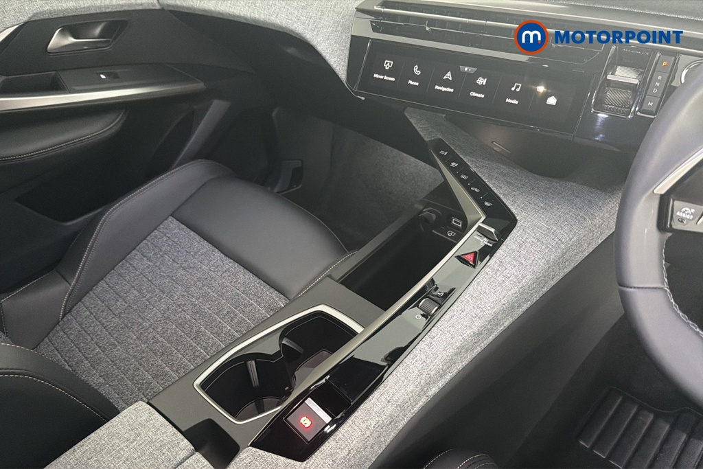 Peugeot 5008 Allure Premium Automatic Petrol SUV - Stock Number (1669480) - 15th supplementary image