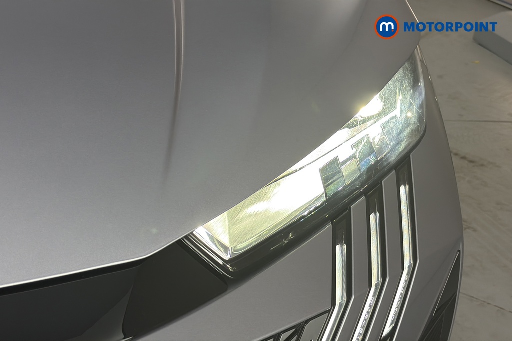 Peugeot 5008 Allure Premium Automatic Petrol SUV - Stock Number (1669480) - 42nd supplementary image